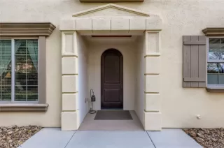 Photo #5: 2355442 Listing 