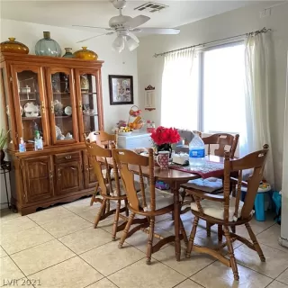 Photo #3: 2355462 Listing