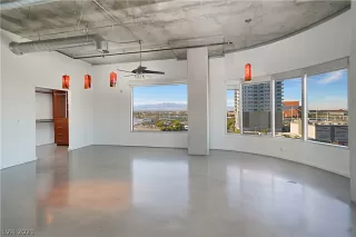 Photo #2: 2355470 Listing 