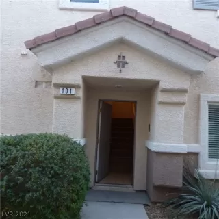 Photo #1: 2355489 Listing 