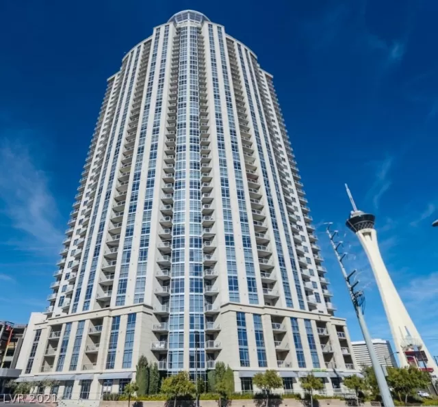 MLS: 2355491 Condo For Sale