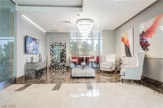 Photo #4: 2355491 Listing