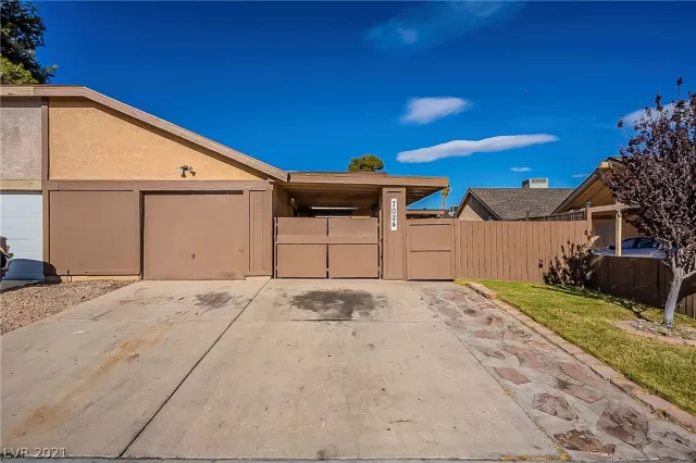 MLS: 2355505 Condo For Sale