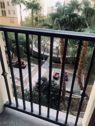 Photo #2: 2355514 Listing