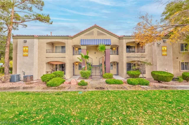 MLS: 2355541 Condo For Sale