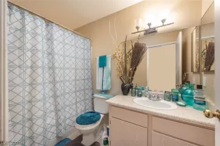 Photo #6: 2355541 Listing