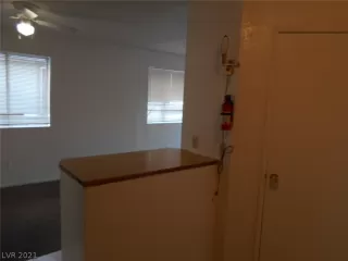 Photo #2: 2355559 Listing 