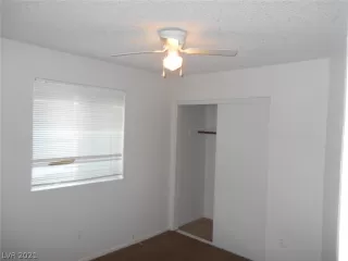 Photo #6: 2355559 Listing 