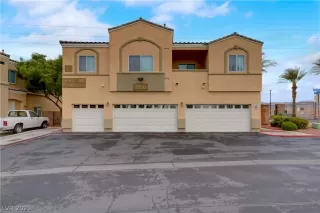 Photo #2: 2355576 Listing 