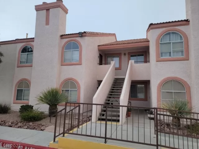 MLS: 2355582 Condo For Sale