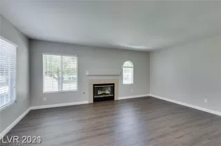 Photo #3: 2355587 Listing 