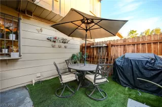 Photo #3: 2355680 Listing 