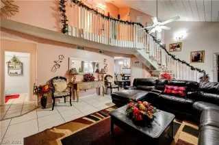 Photo #6: 2355680 Listing 