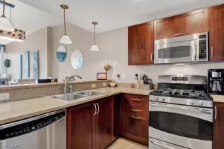 Photo #3: 2355711 Listing 