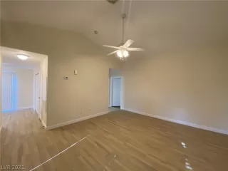 Photo #3: 2355728 Listing 