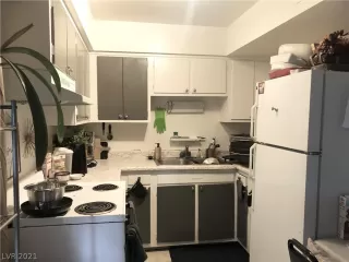 Photo #2: 2355739 Listing 