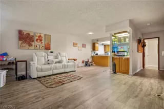 Photo #3: 2355760 Listing 