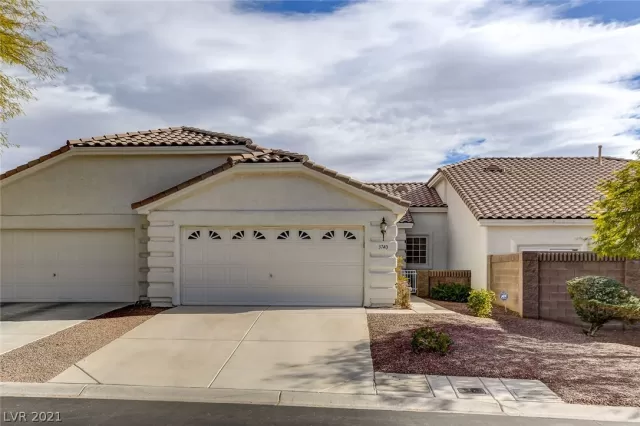 MLS: 2355770 Condo For Sale