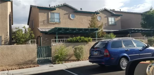 MLS: 2355771 Condo For Sale