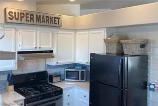 Photo #1: 2355790 Listing 