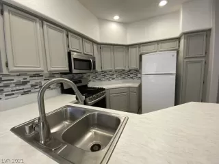 Photo #3: 2355795 Listing 