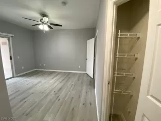 Photo #6: 2355795 Listing 