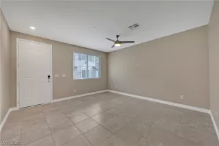 Photo #2: 2355886 Listing