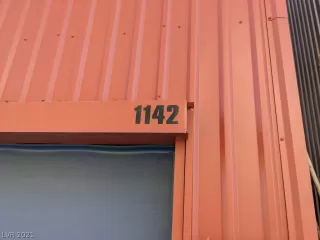 Photo #2: 2355900 Listing