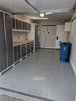 Photo #3: 2355912 Listing 