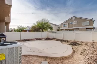 Photo #4: 2355913 Listing 