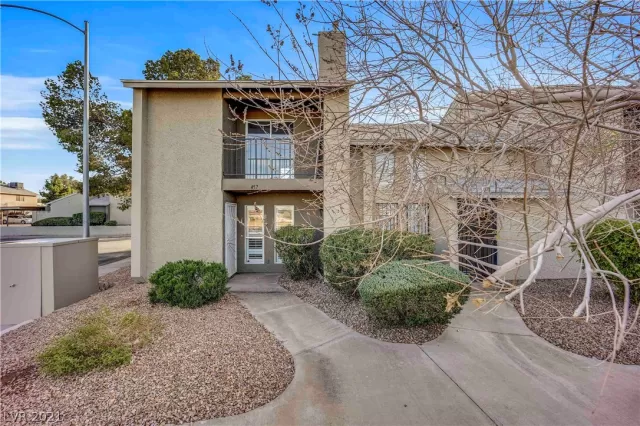 MLS: 2355943 Condo For Sale