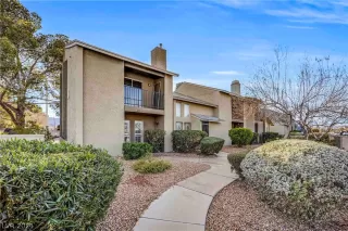 Photo #2: 2355943 Listing