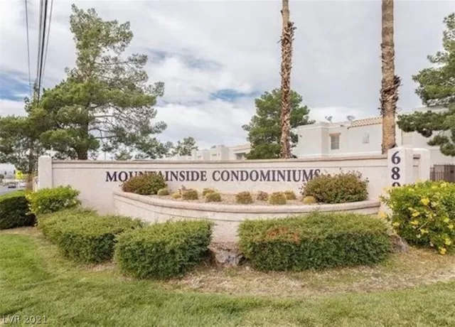 MLS: 2355961 Condo For Sale