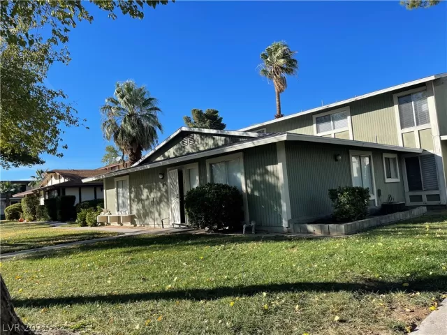 MLS: 2355973 Condo For Sale