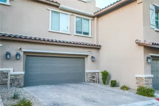 Photo #4: 2355982 Listing