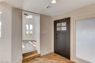 Photo #2: 2355996 Listing 