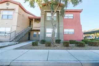 Photo #4: 2356063 Listing