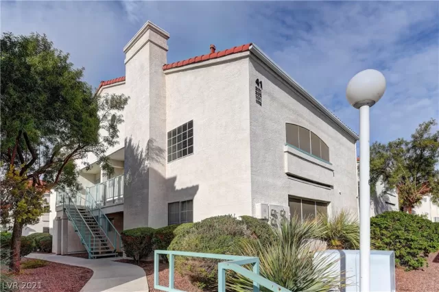 MLS: 2356133 Condo For Sale