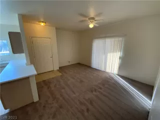 Photo #3: 2356143 Listing 