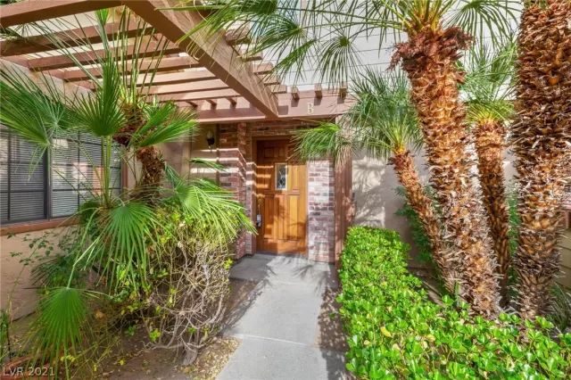 MLS: 2356147 Condo For Sale