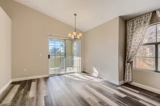 Photo #1: 2356157 Listing