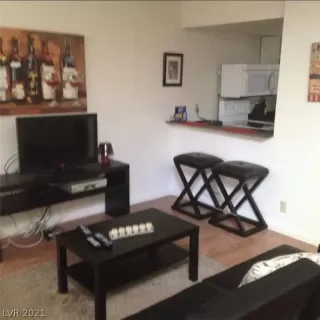 Photo #1: 2356173 Listing 