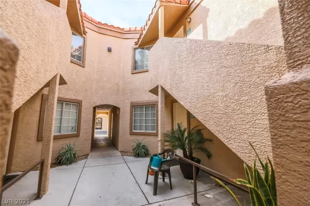 MLS: 2356184 Condo For Sale