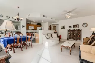 Photo #1: 2356203 Listing