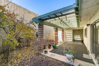 Photo #3: 2356219 Listing