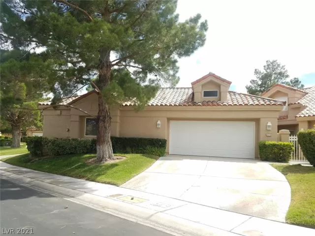 MLS: 2356227 Condo For Sale