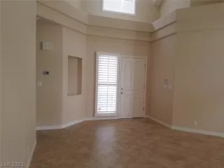 Photo #4: 2356227 Listing 