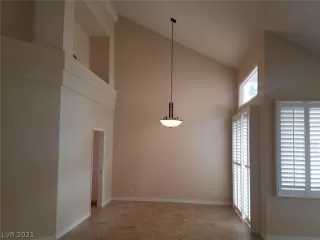 Photo #6: 2356227 Listing 