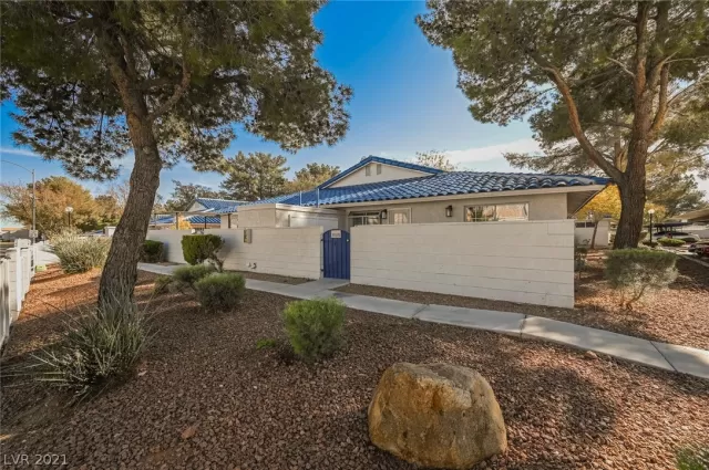 MLS: 2356240 Condo For Sale