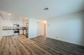 Photo #1: 2356240 Listing